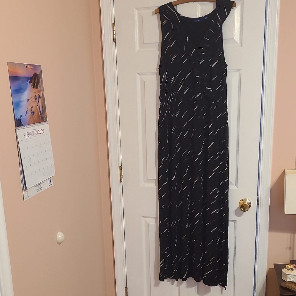 Apt. 9 Black and White Patterned Maxi Dress